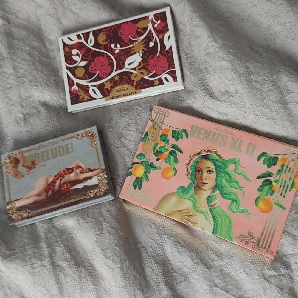 Bundle of Eyeshadow palettes Lime Crime, Nabla